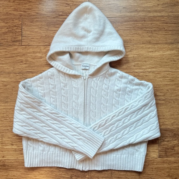 Aritzia Sunday Best Cable Knit Zip Hoodie Cream Cropped Sweater M Wool Blend - Picture 2 of 8